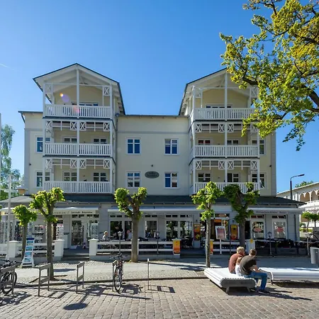 Seerose - 15 Sellin (Rugen)