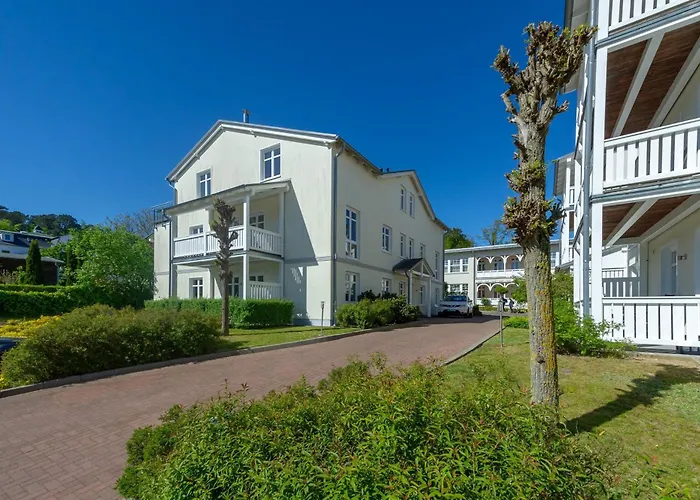 Seerose - 15 Sellin (Rugen)