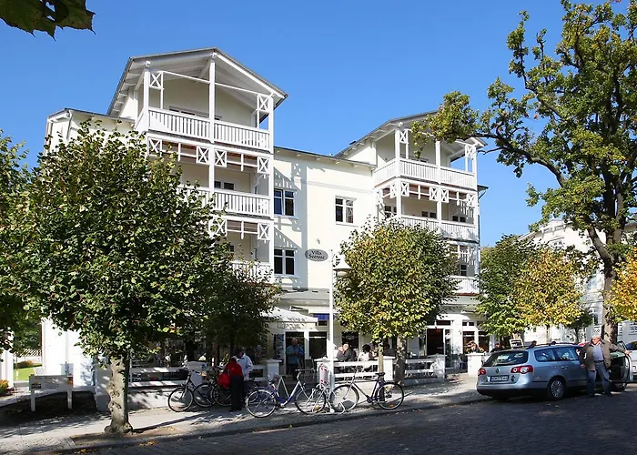 Seerose - 15 * Sellin (Rugen)